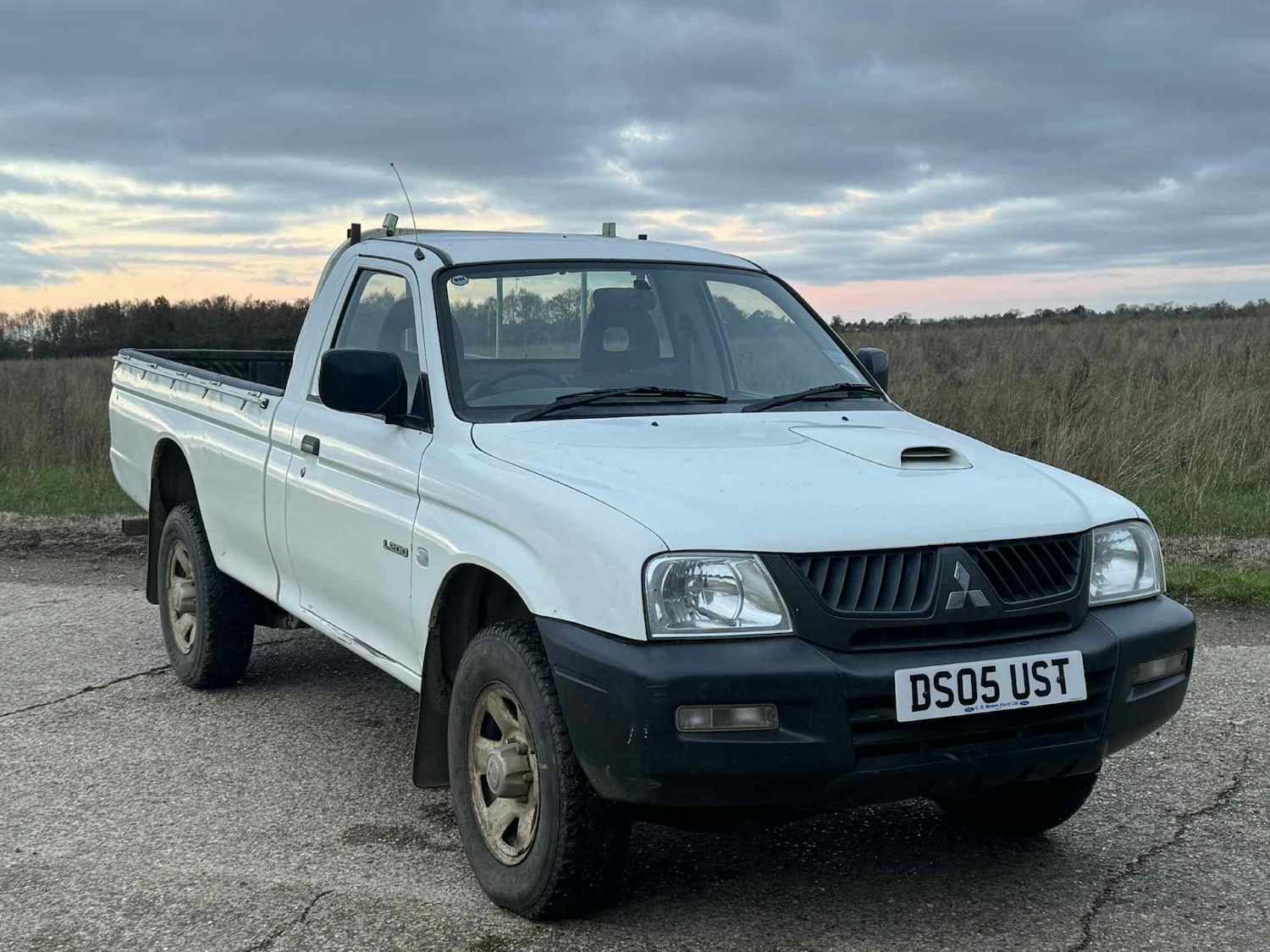 Used Mitsubishi L200 2005 for sale - 76627334: Photo 2
