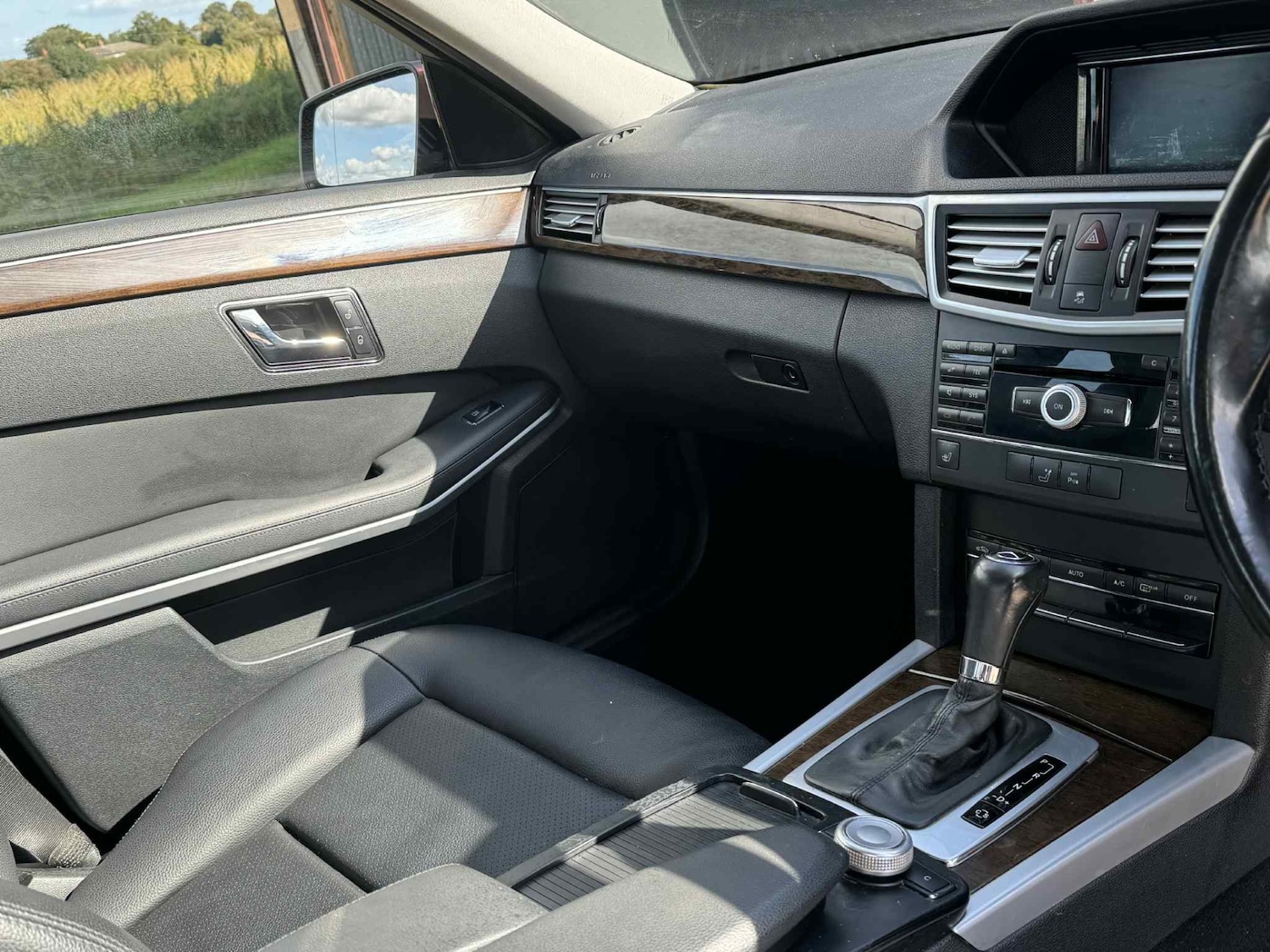 Used Mercedes-Benz E-Class 2009 for sale - 76070619: Photo 22