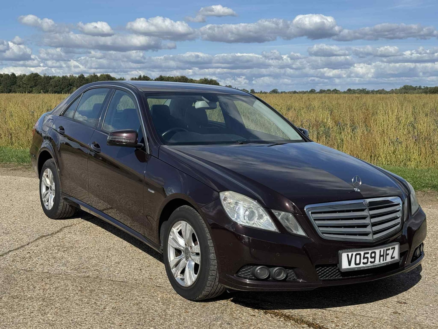 Used Mercedes-Benz E-Class 2009 for sale - 76070619: Photo 3