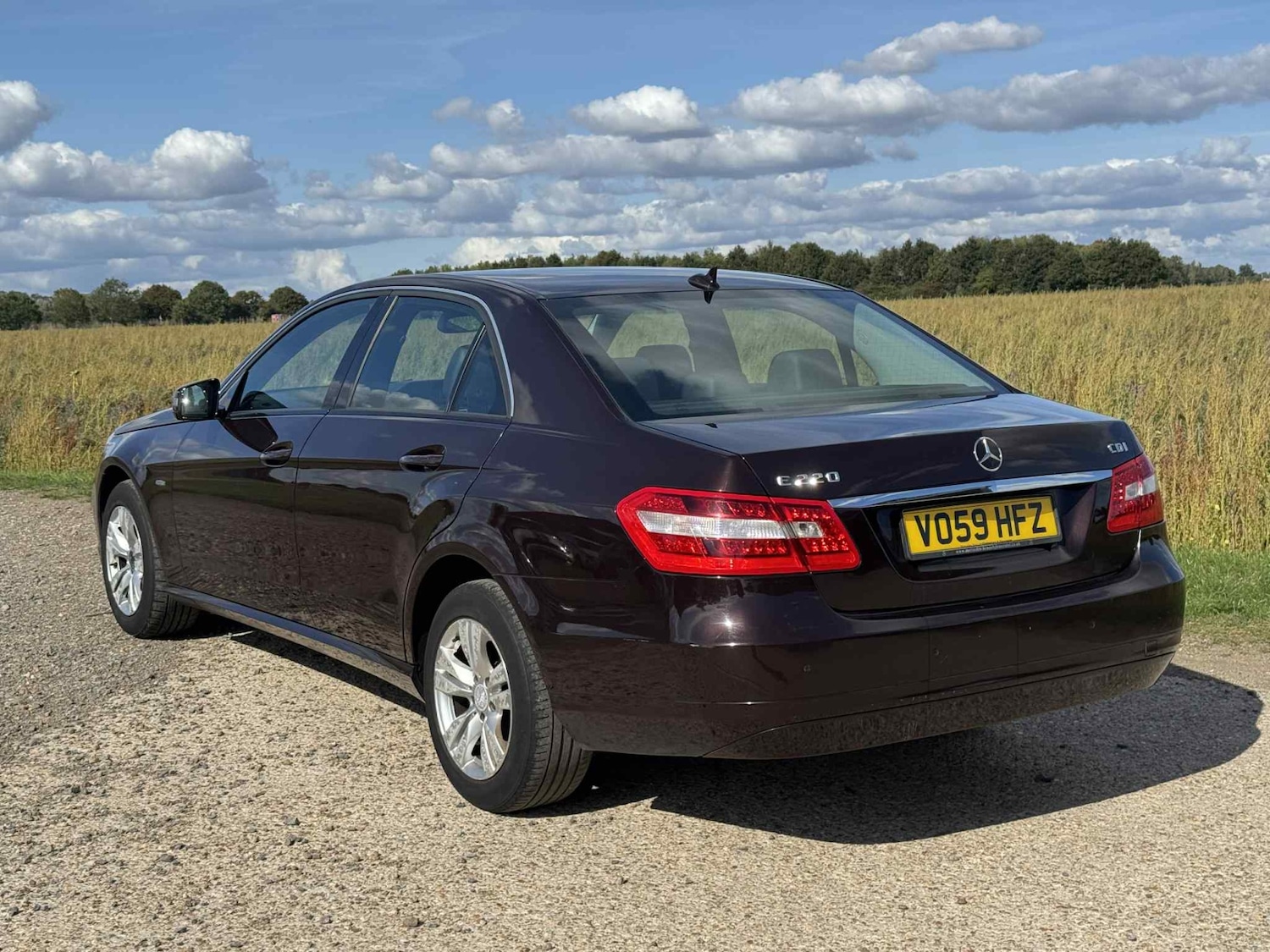 Used Mercedes-Benz E-Class 2009 for sale - 76070619: Photo 8