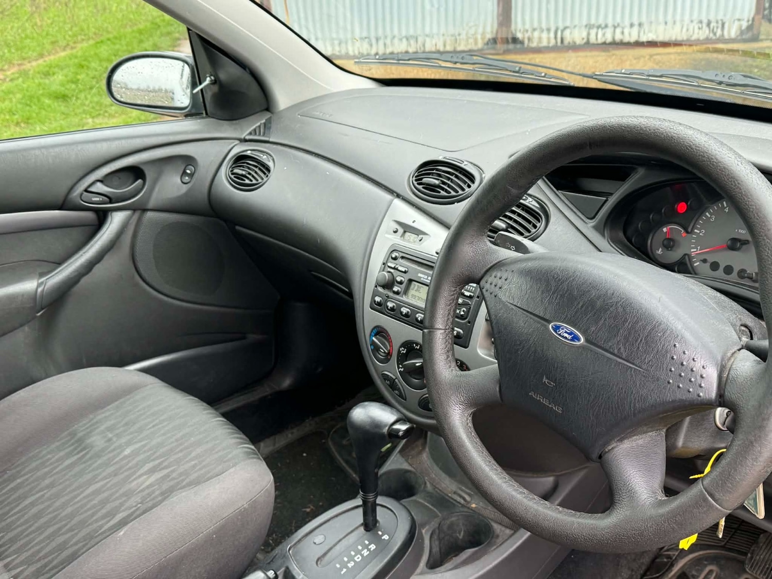 Used Ford Focus 2002 for sale - 77563550: Photo 12