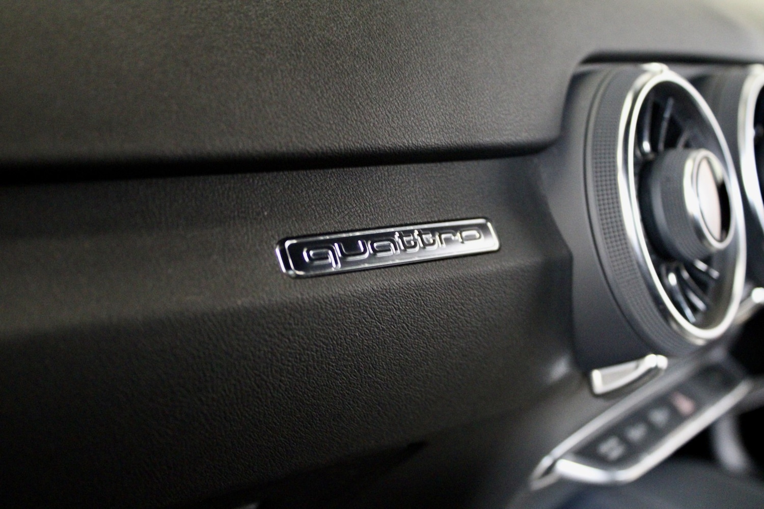 Used Audi TT 2021 for sale - 76762137: Photo 33