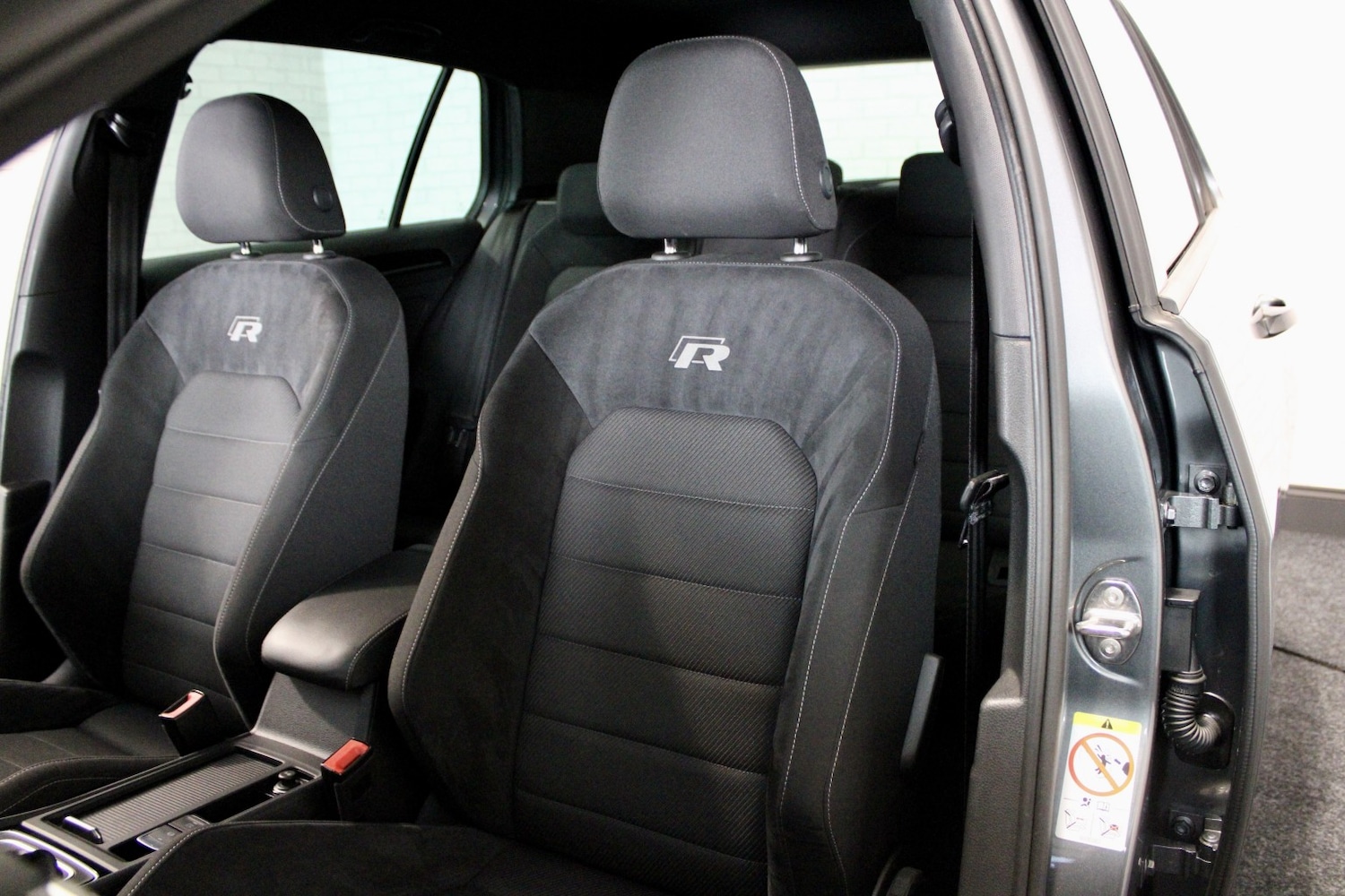 Used Volkswagen Golf 2020 for sale - 76762162: Photo 23