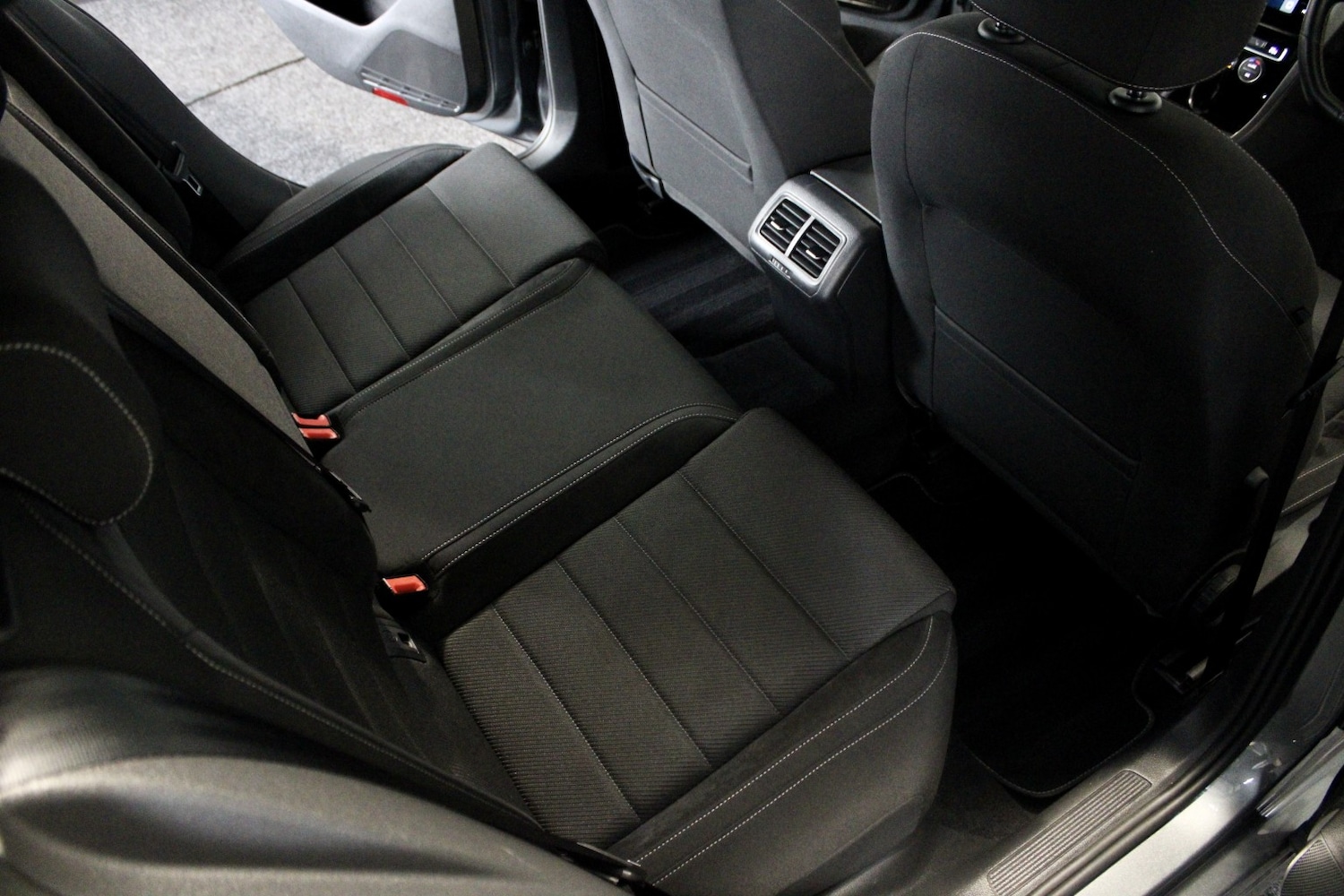 Used Volkswagen Golf 2020 for sale - 76762162: Photo 29