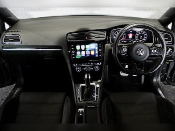 Used Volkswagen Golf 2020 for sale - 76762162: Photo