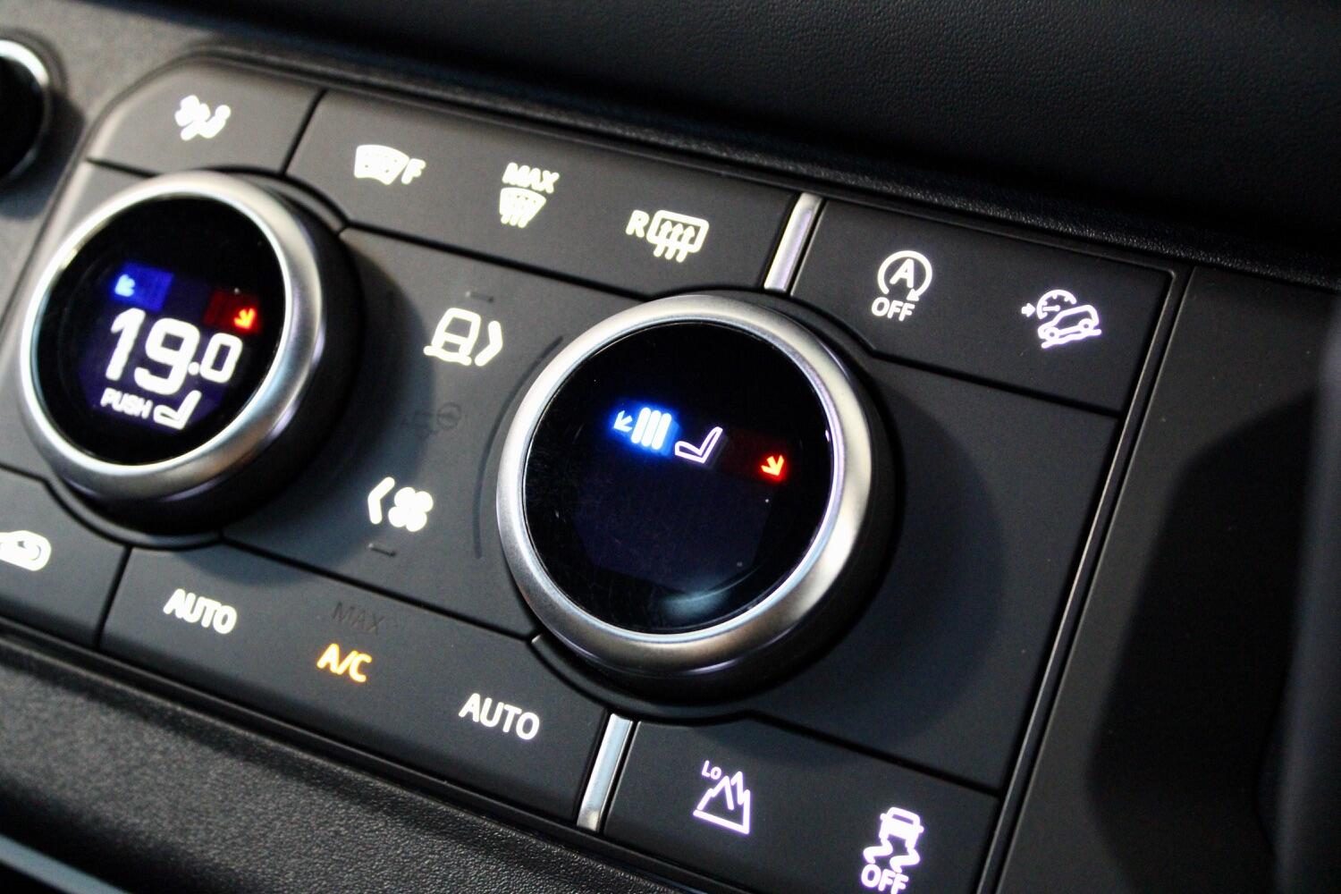 Used Land Rover Defender 90 2023 for sale - 76762134: Photo 44