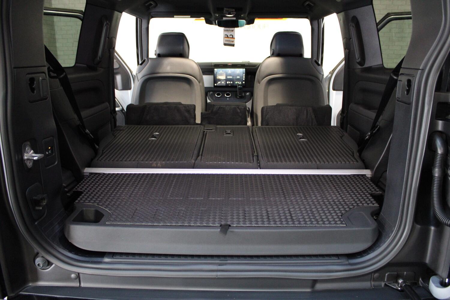 Used Land Rover Defender 90 2023 for sale - 76762134: Photo 68