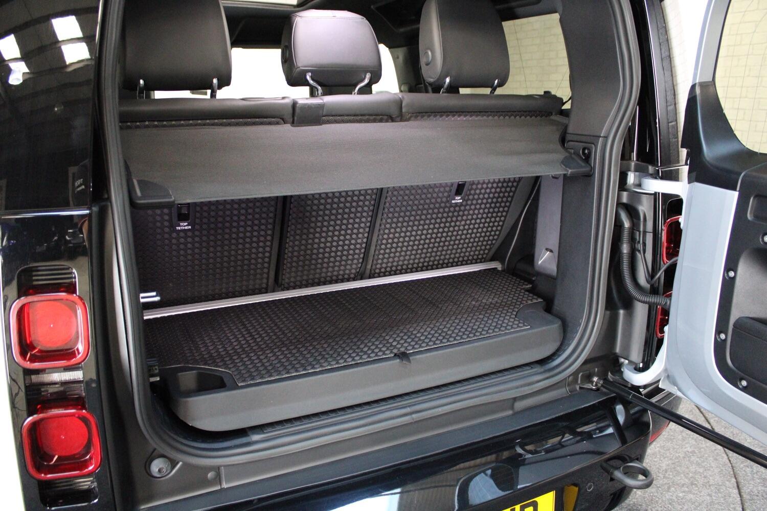 Used Land Rover Defender 90 2023 for sale - 76762134: Photo 70