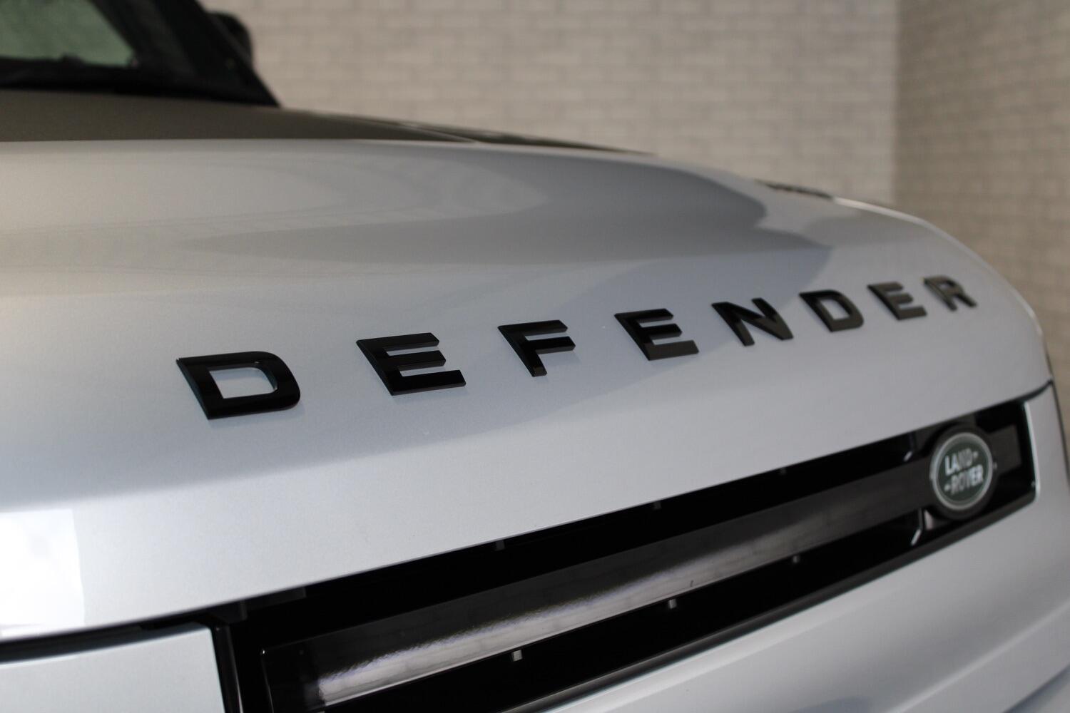 Used Land Rover Defender 90 2023 for sale - 76762134: Photo 86