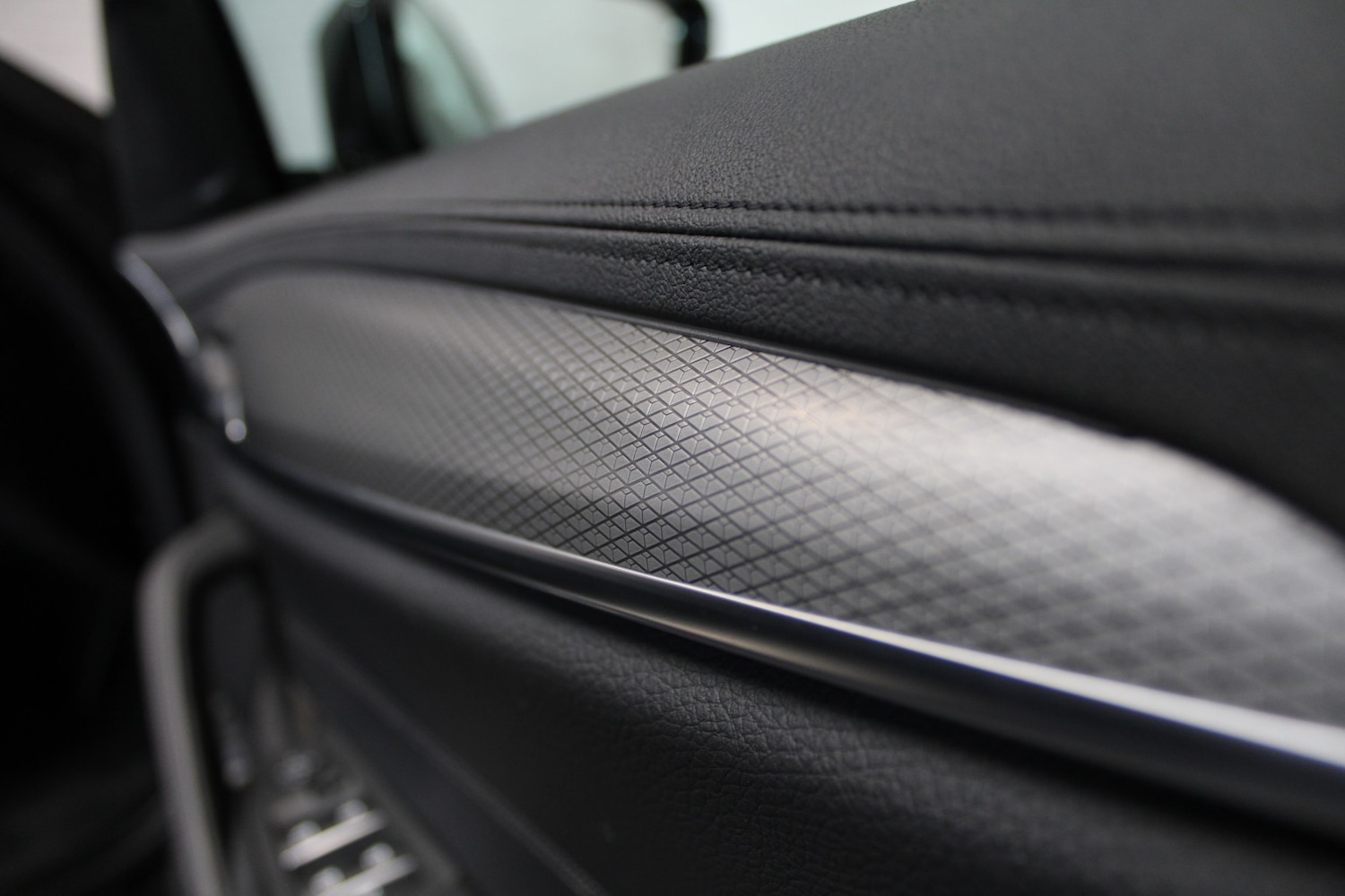 Used BMW 5 Series 2018 for sale - 76762138: Photo 28