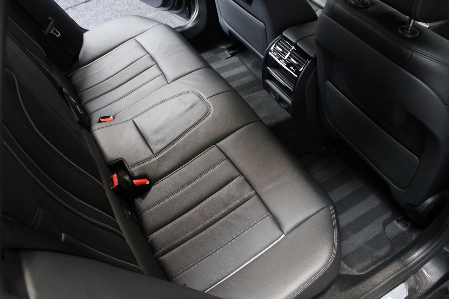 Used BMW 5 Series 2018 for sale - 76762138: Photo 32