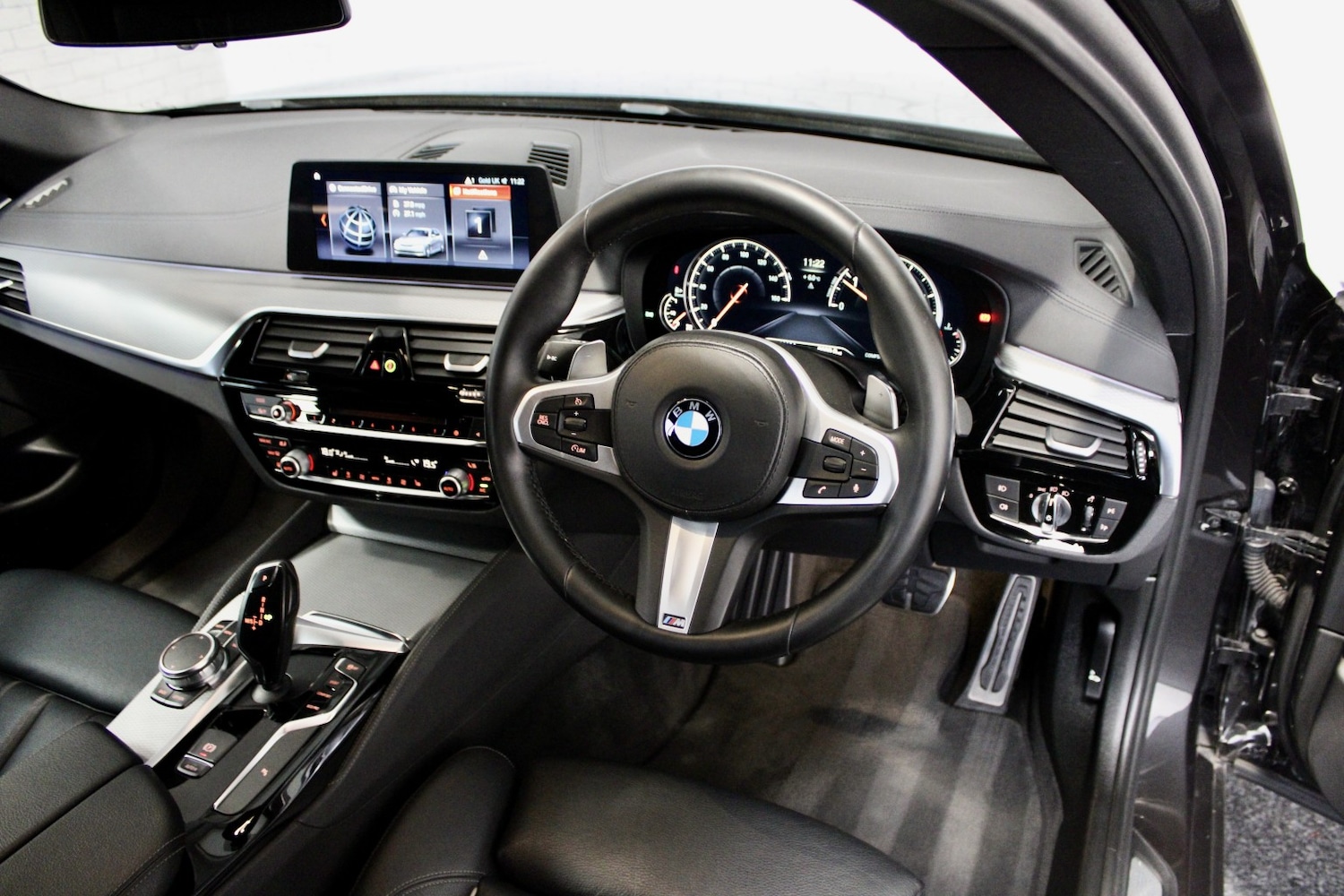 Used BMW 5 Series 2018 for sale - 76762138: Photo 38