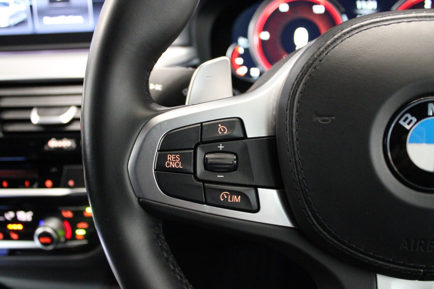 Used BMW 5 Series 2018 for sale - 76762138: Photo 58