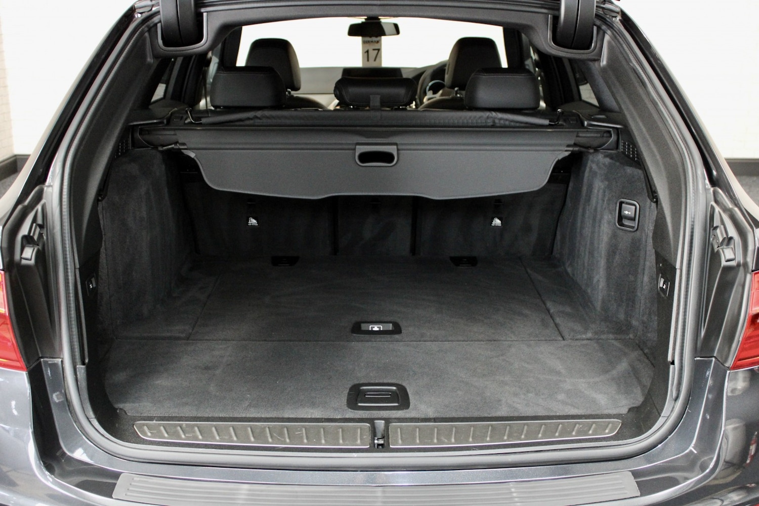 Used BMW 5 Series 2018 for sale - 76762138: Photo 65