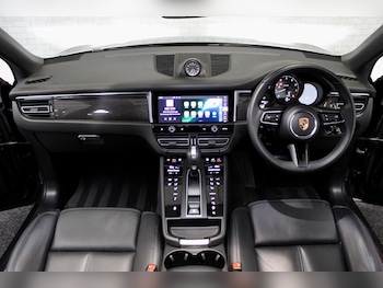 Used Porsche Macan 2022 for sale - 76762133: Photo