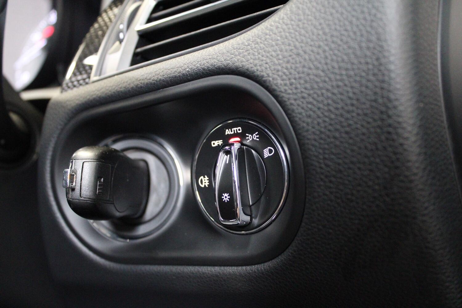 Used Porsche Macan 2022 for sale - 76762133: Photo 49