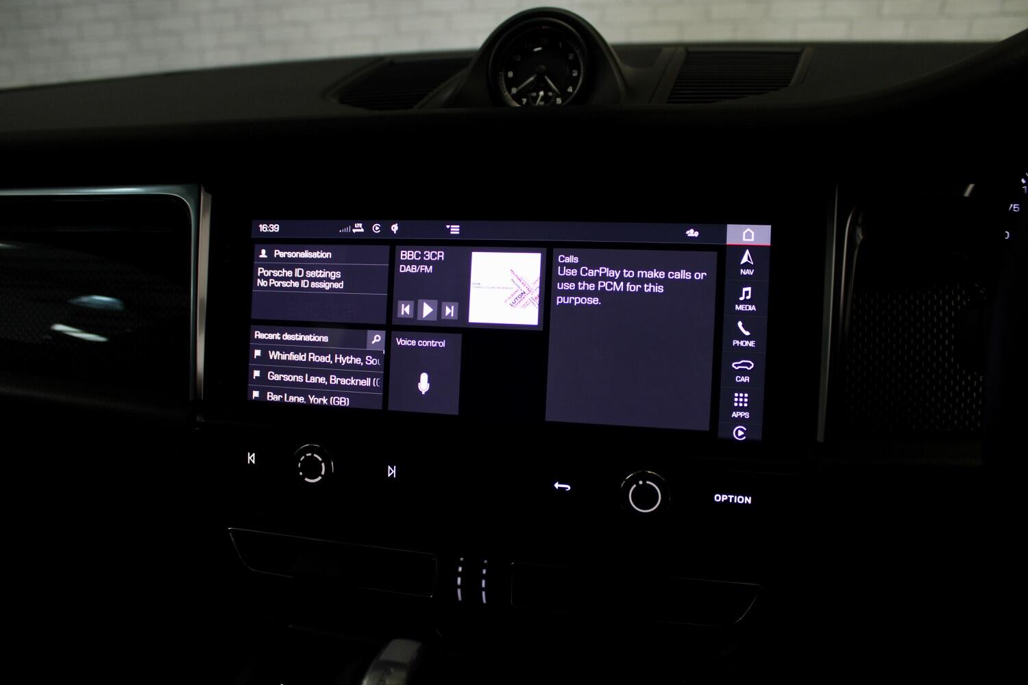 Used Porsche Macan 2022 for sale - 76762133: Photo 55