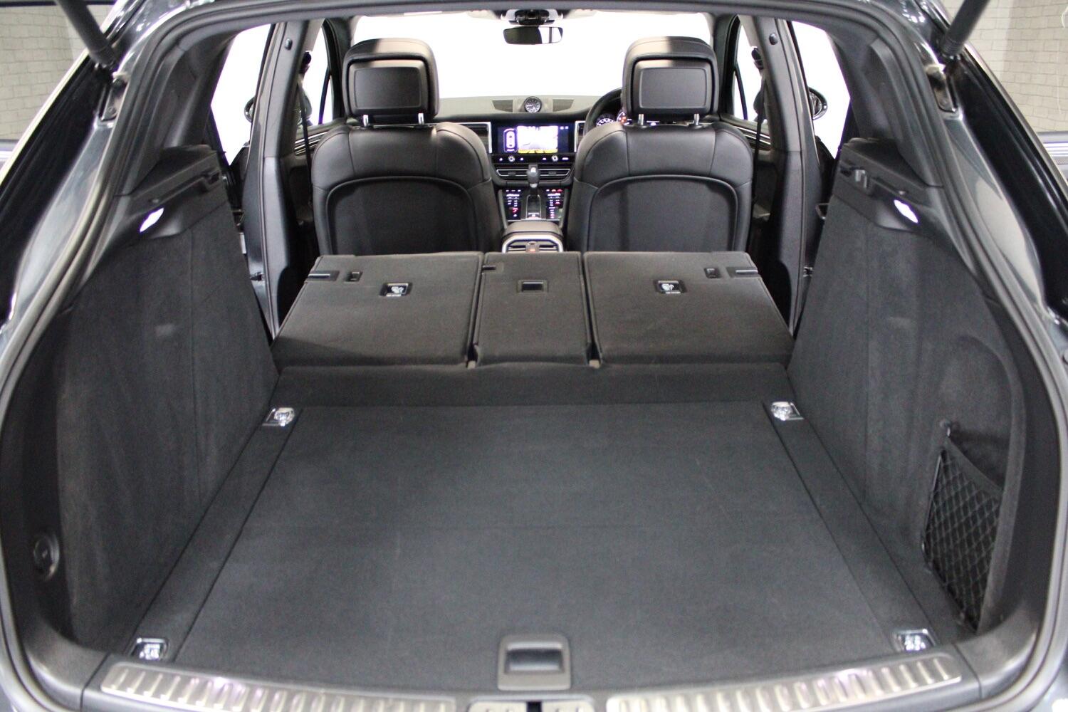 Used Porsche Macan 2022 for sale - 76762133: Photo 78