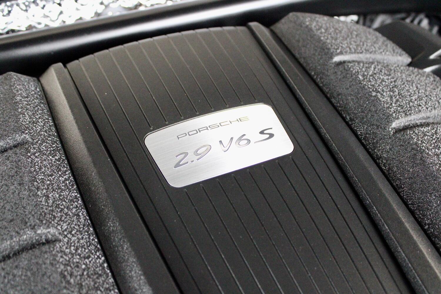 Used Porsche Macan 2022 for sale - 76762133: Photo 83