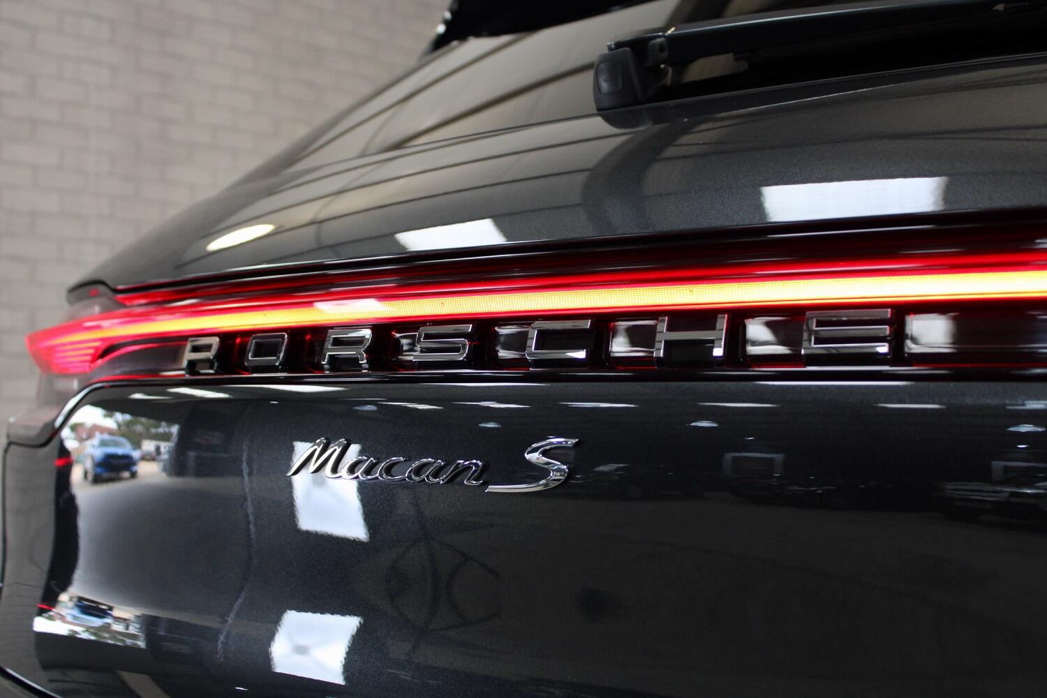 Used Porsche Macan 2022 for sale - 76762133: Photo 84
