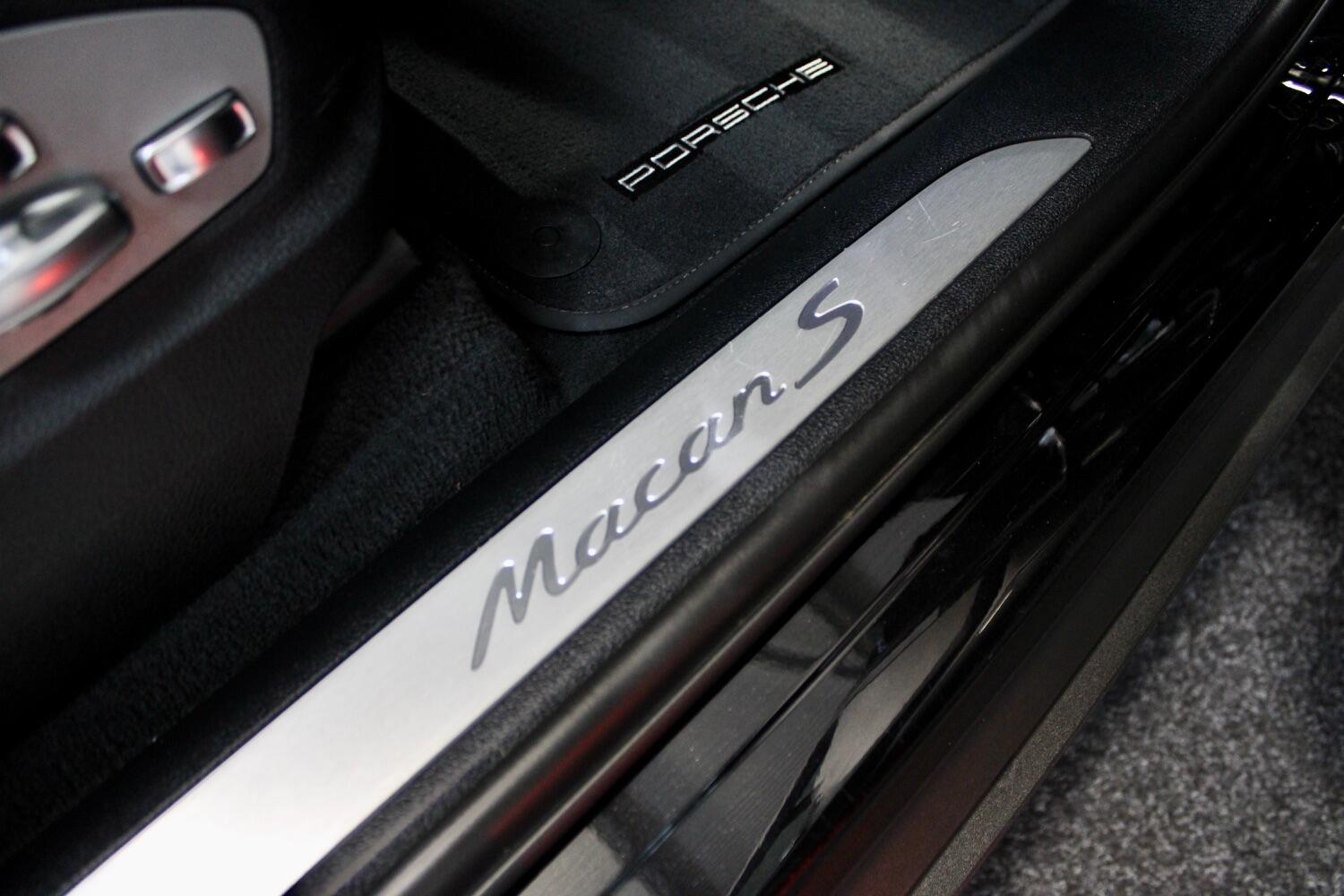 Used Porsche Macan 2022 for sale - 76762144: Photo 26