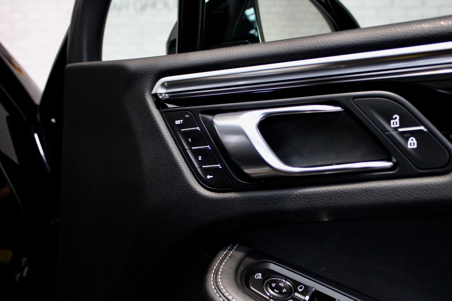 Used Porsche Macan 2022 for sale - 76762144: Photo 28