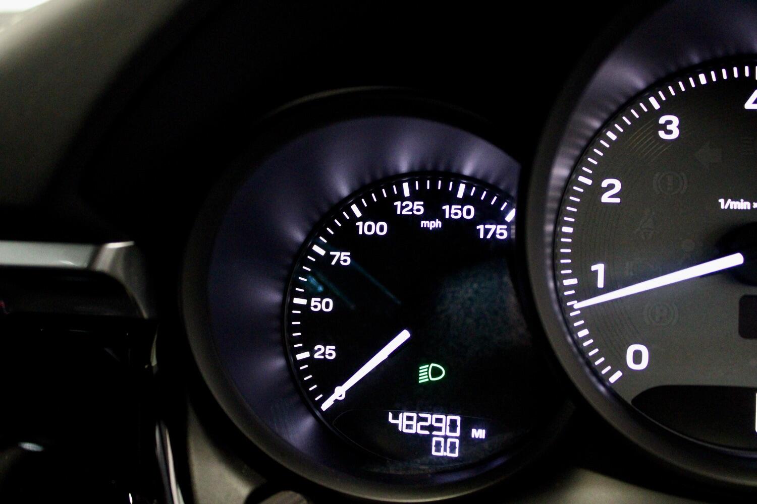 Used Porsche Macan 2022 for sale - 76762144: Photo 48