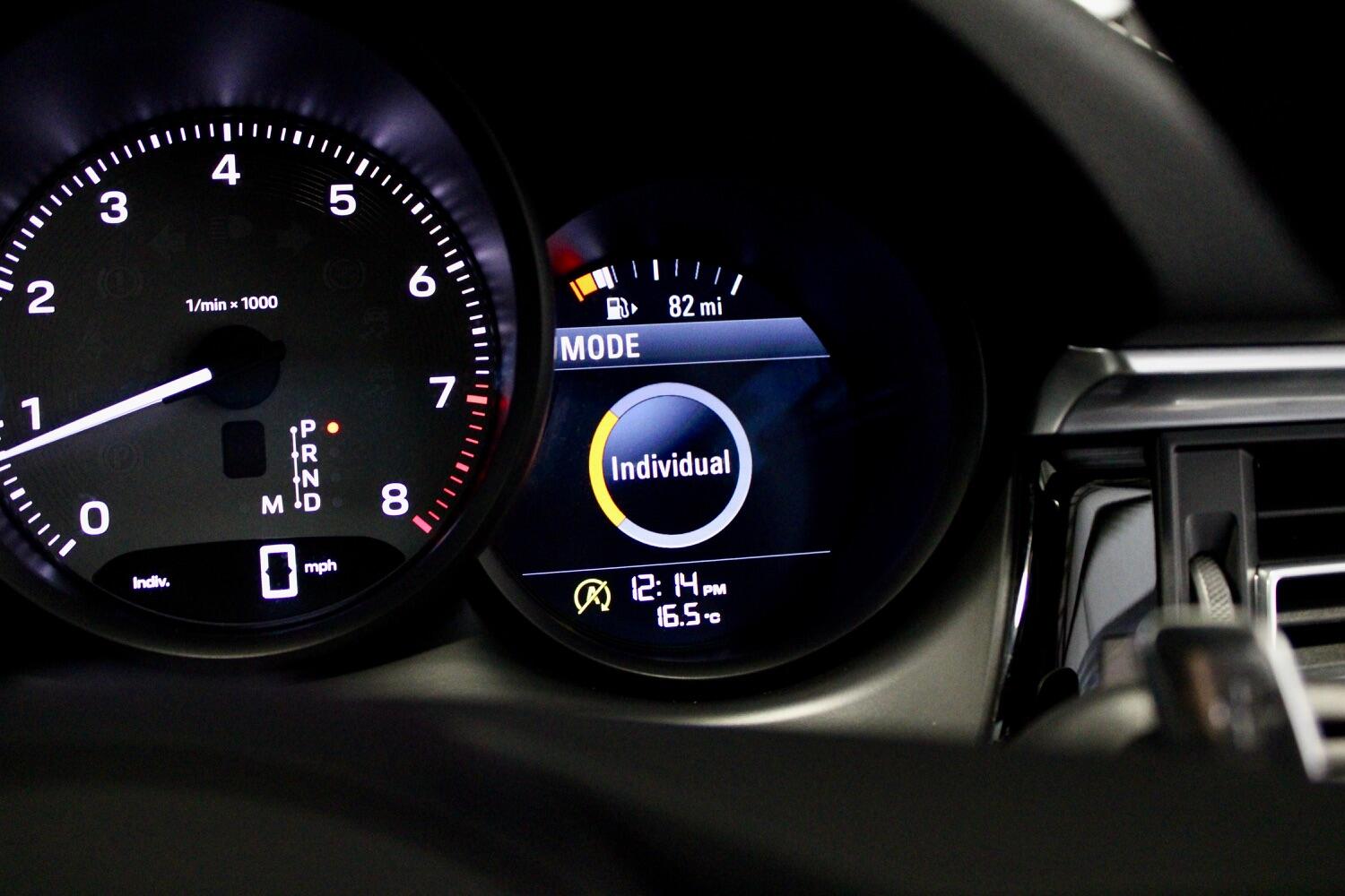 Used Porsche Macan 2022 for sale - 76762144: Photo 55