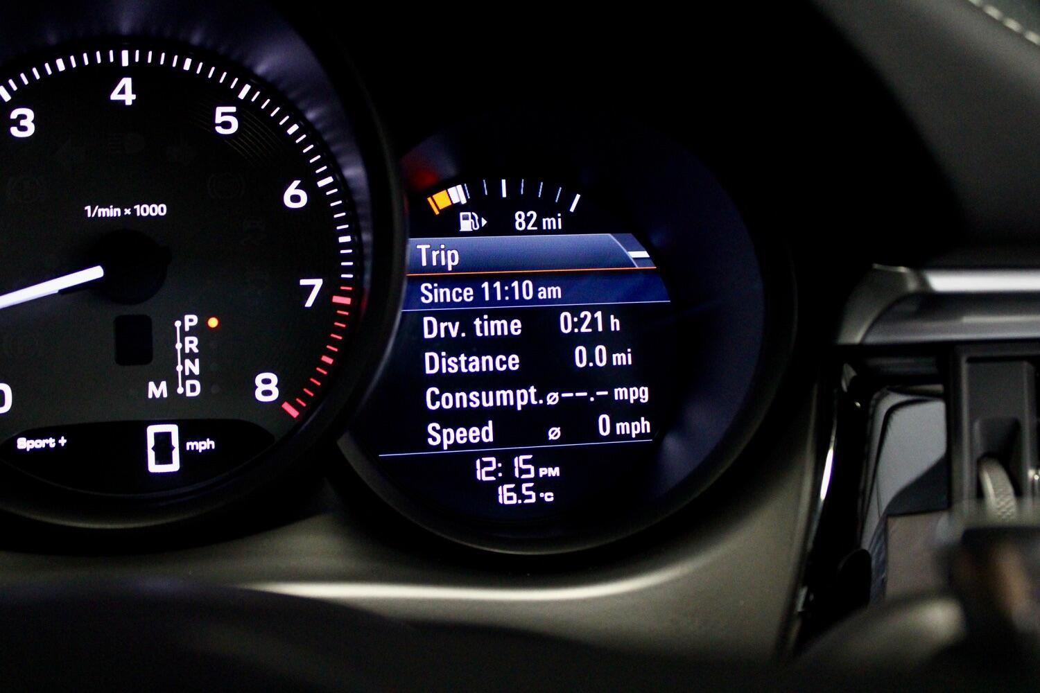 Used Porsche Macan 2022 for sale - 76762144: Photo 56