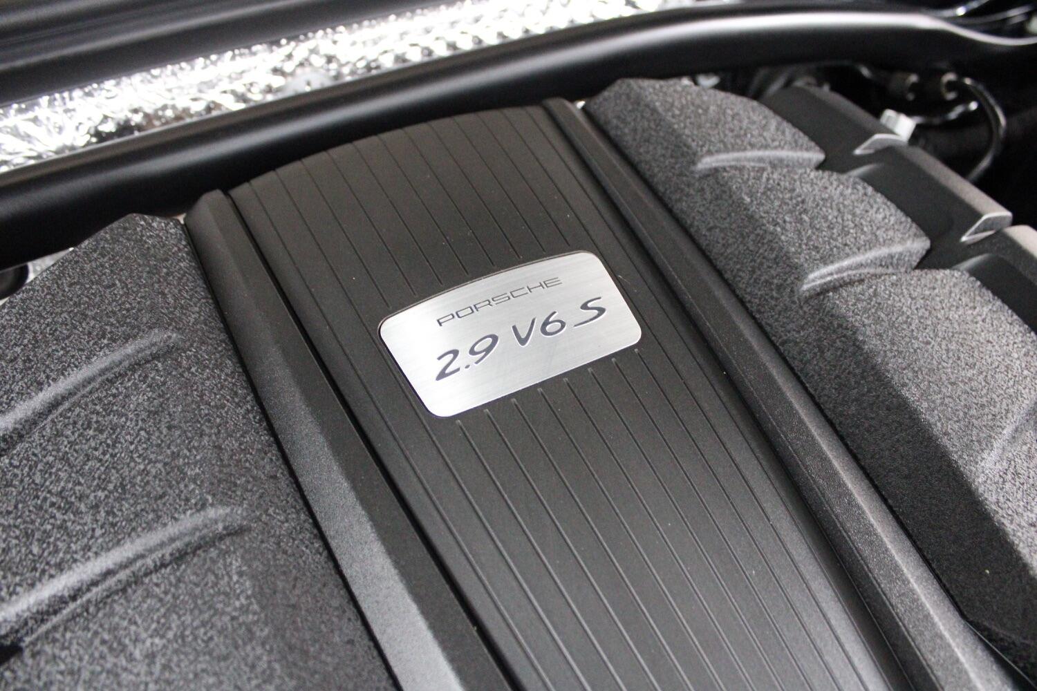 Used Porsche Macan 2022 for sale - 76762144: Photo 81