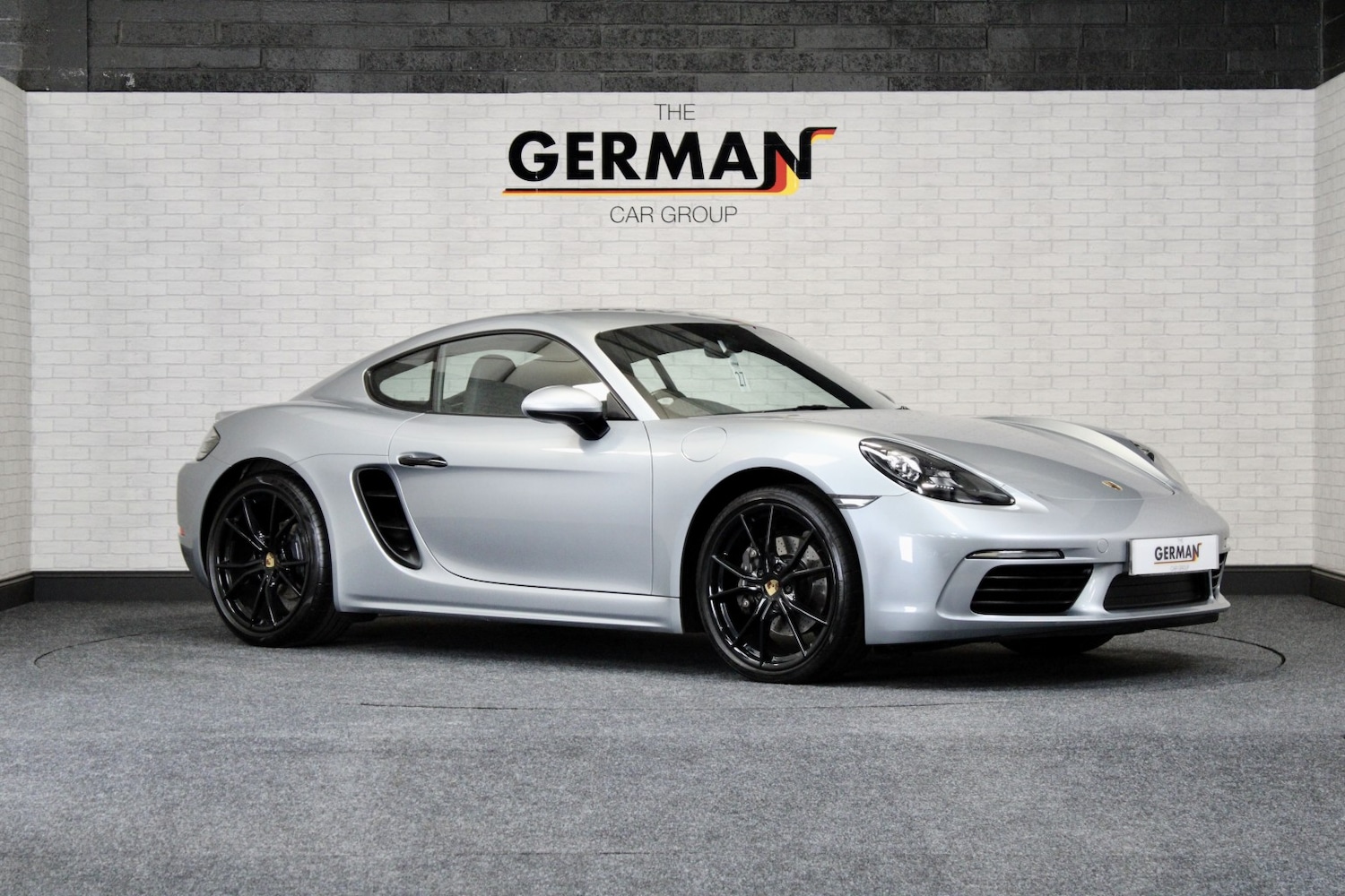 Used Porsche Other 2019 for sale - 76762150: Photo 11