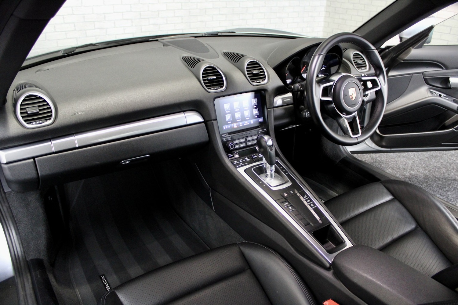 Used Porsche Other 2019 for sale - 76762150: Photo 22