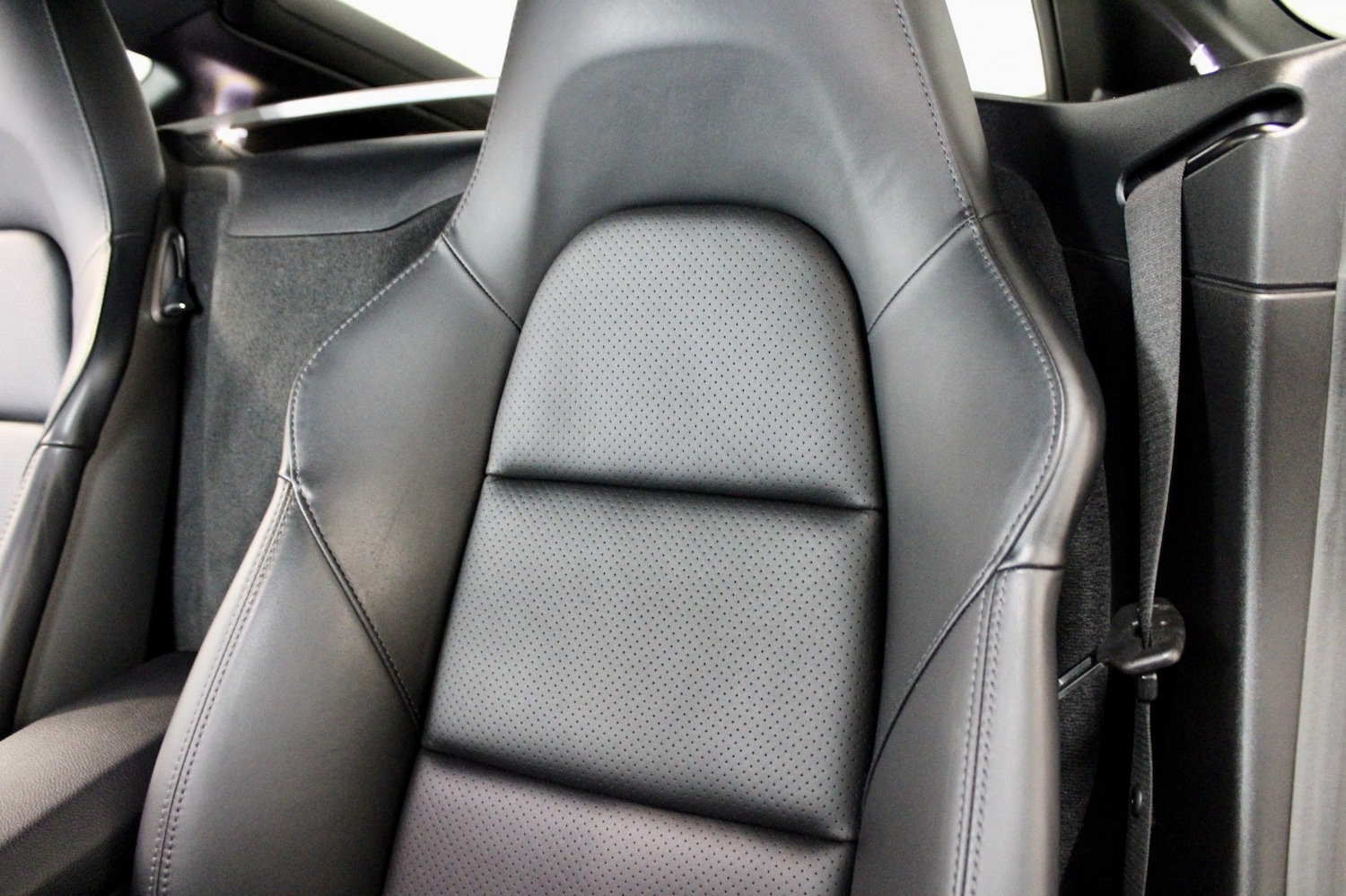 Used Porsche Other 2019 for sale - 76762150: Photo 24