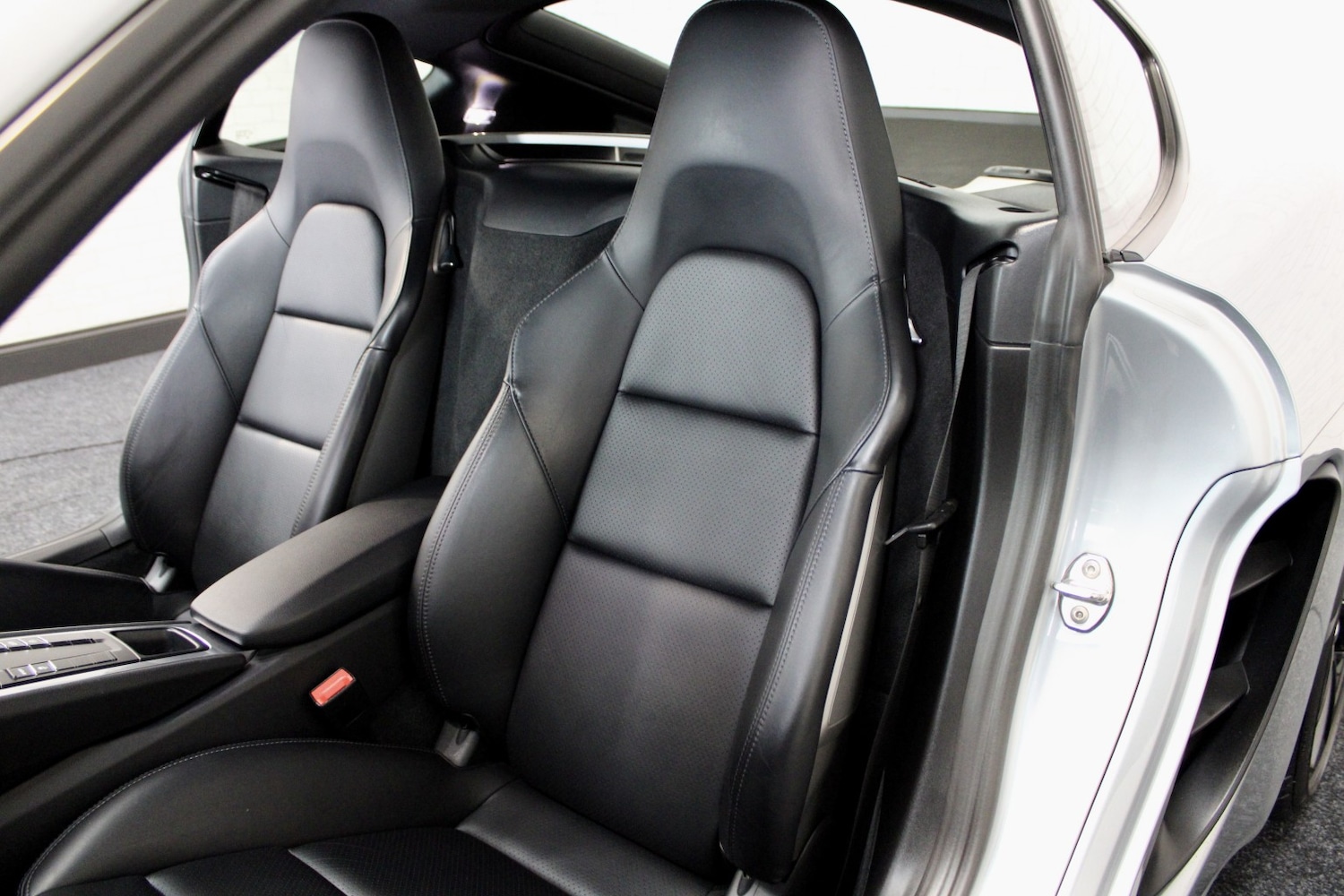 Used Porsche Other 2019 for sale - 76762150: Photo 25