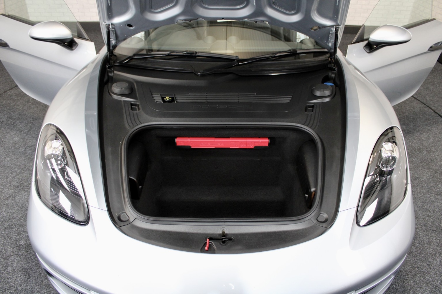 Used Porsche Other 2019 for sale - 76762150: Photo 64