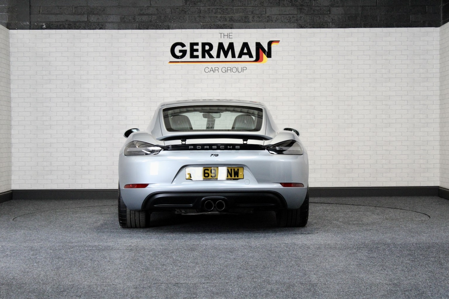 Used Porsche Other 2019 for sale - 76762150: Photo 8