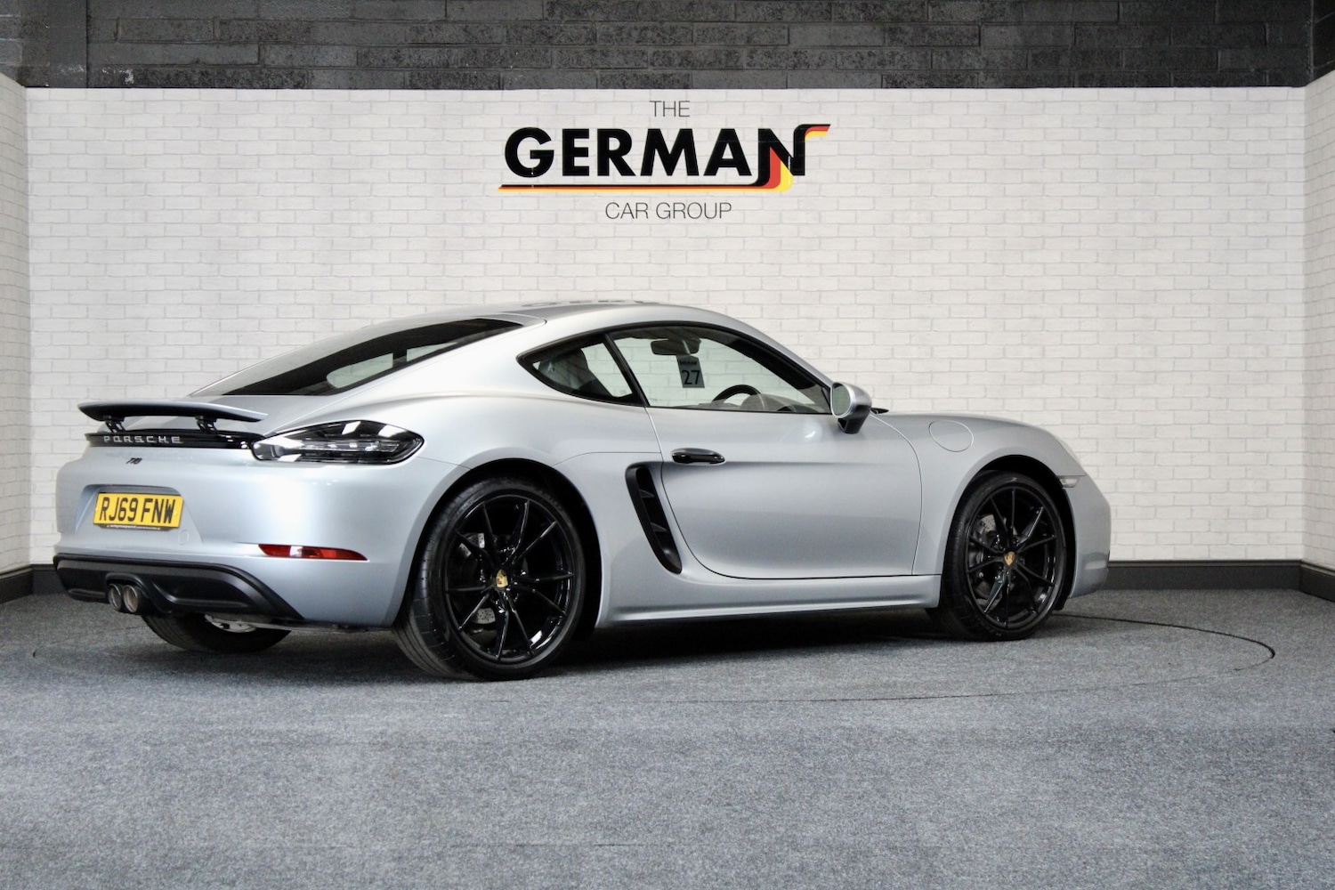 Used Porsche Other 2019 for sale - 76762150: Photo 9