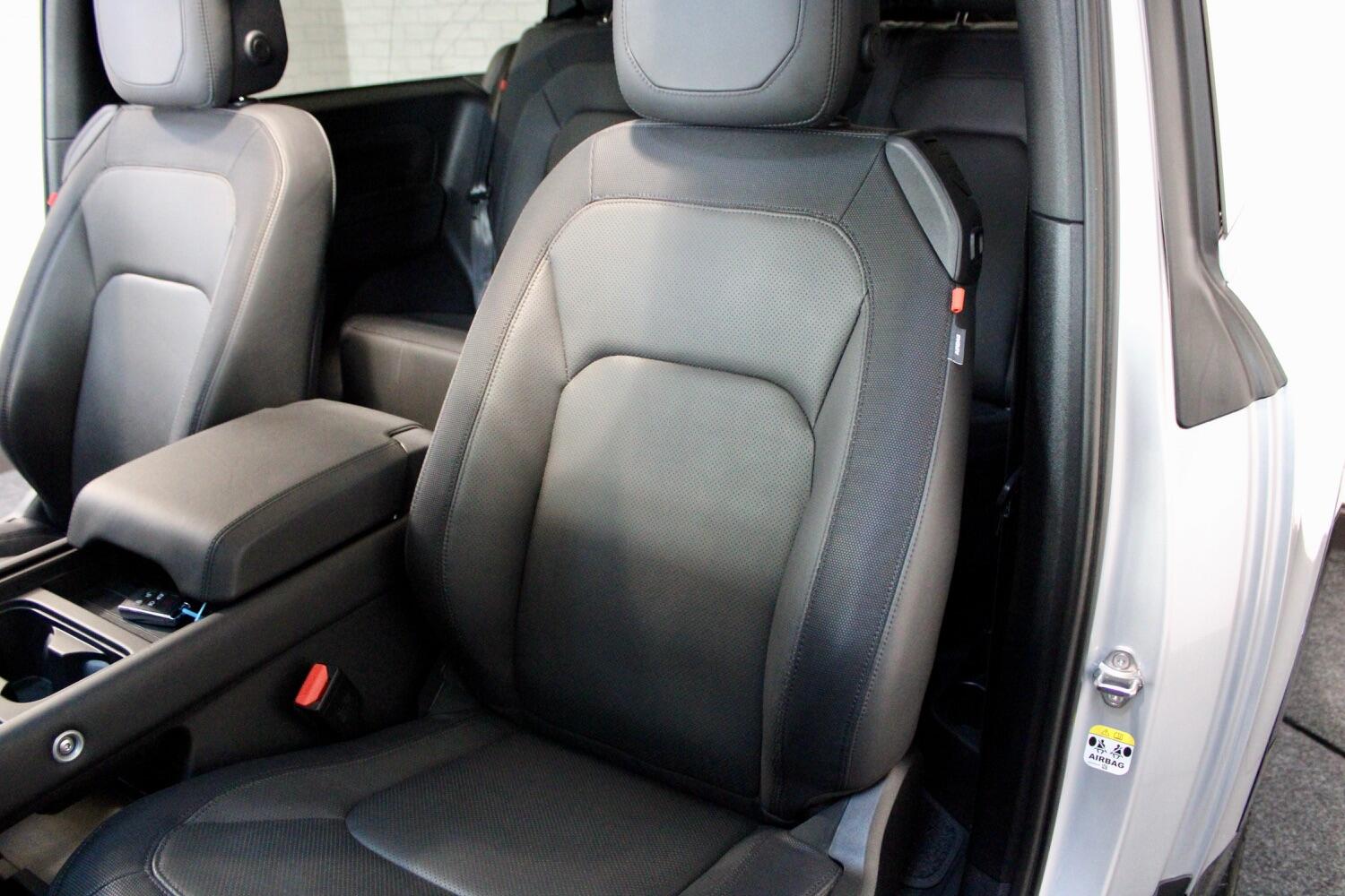 Used Land Rover Defender 2023 for sale - 77166163: Photo 36