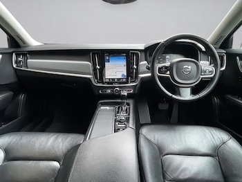 Used Volvo V90 2018 for sale - 78670485: Photo