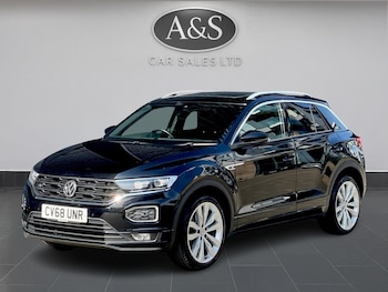 Used Volkswagen T-Roc 2018 for sale - 78670482: Photo