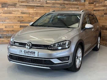 Used Volkswagen Golf 2015 for sale - 78847981: Photo