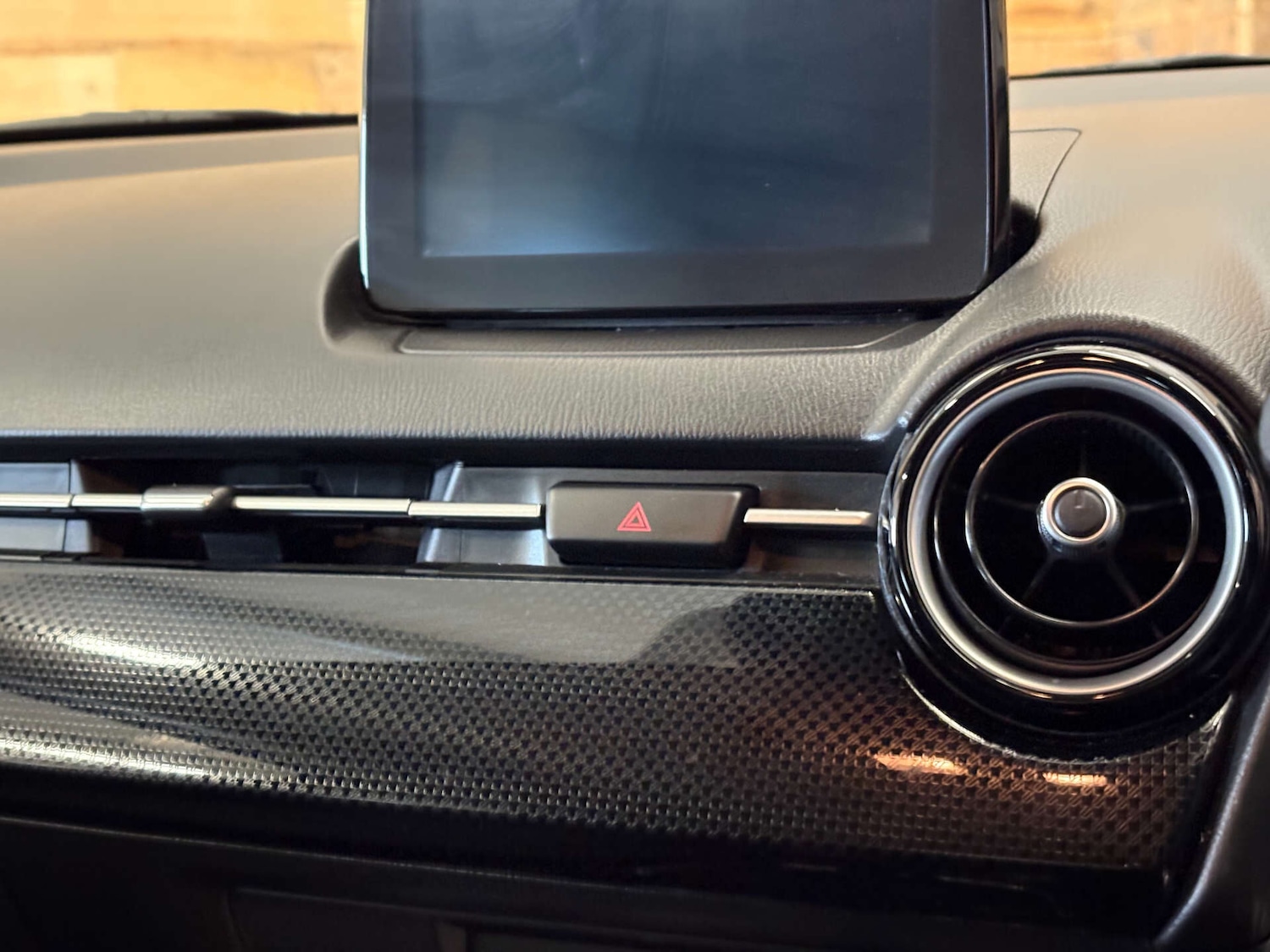 Used Mazda Mazda2 2018 for sale - 76819802: Photo 28