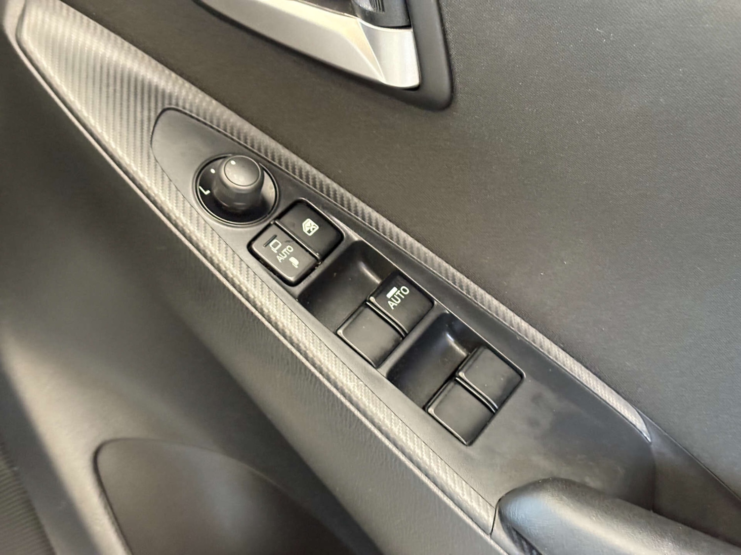 Used Mazda Mazda2 2018 for sale - 76819802: Photo 30