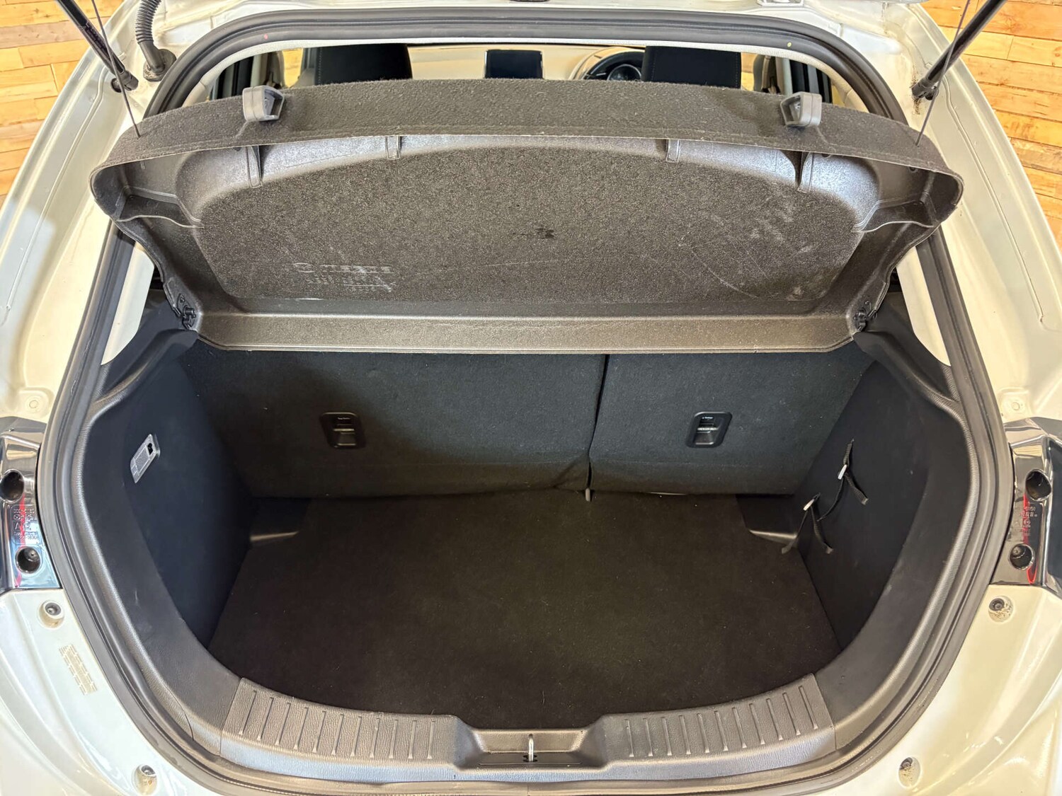 Used Mazda Mazda2 2018 for sale - 76819802: Photo 34