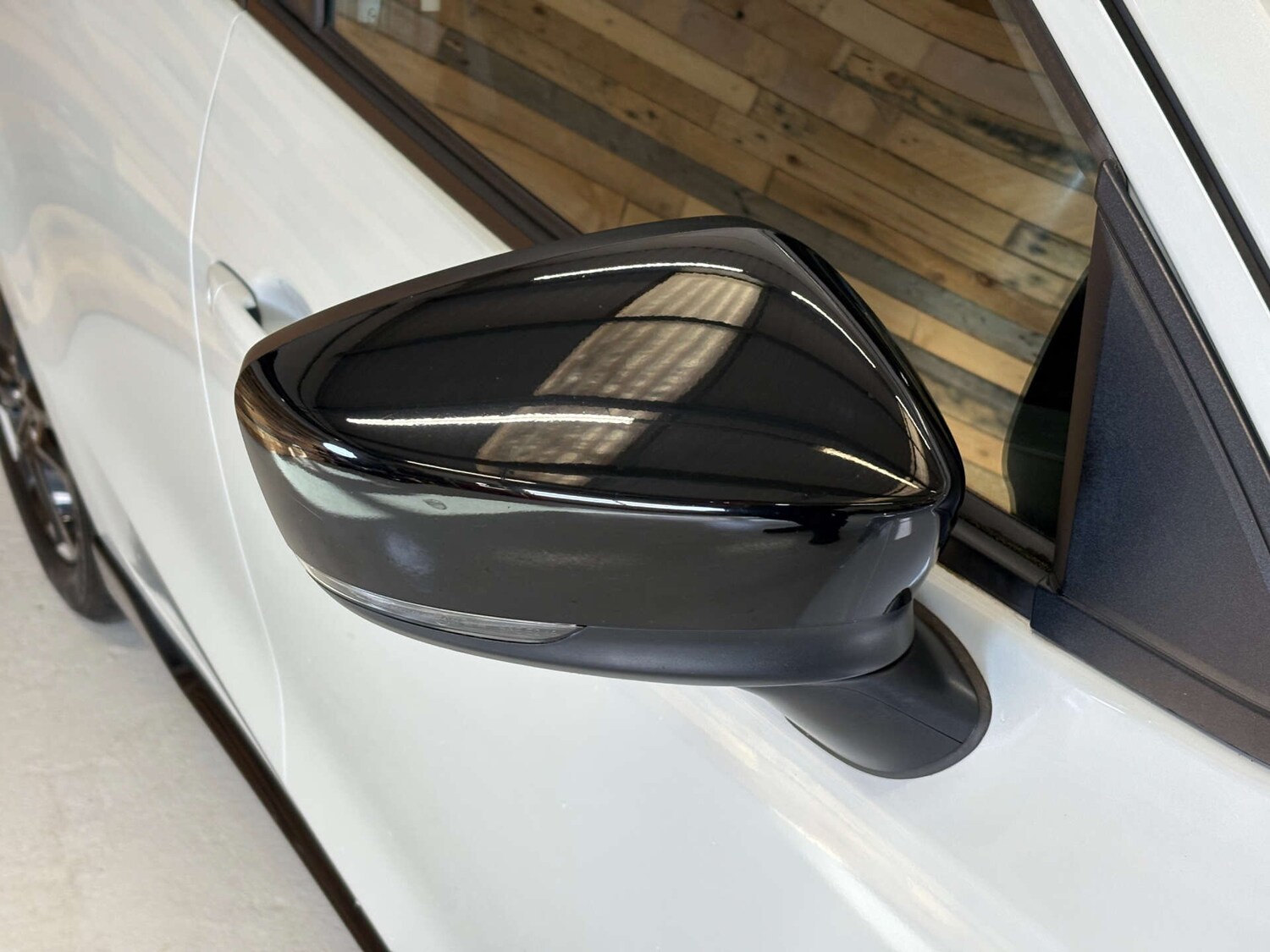 Used Mazda Mazda2 2018 for sale - 76819802: Photo 68