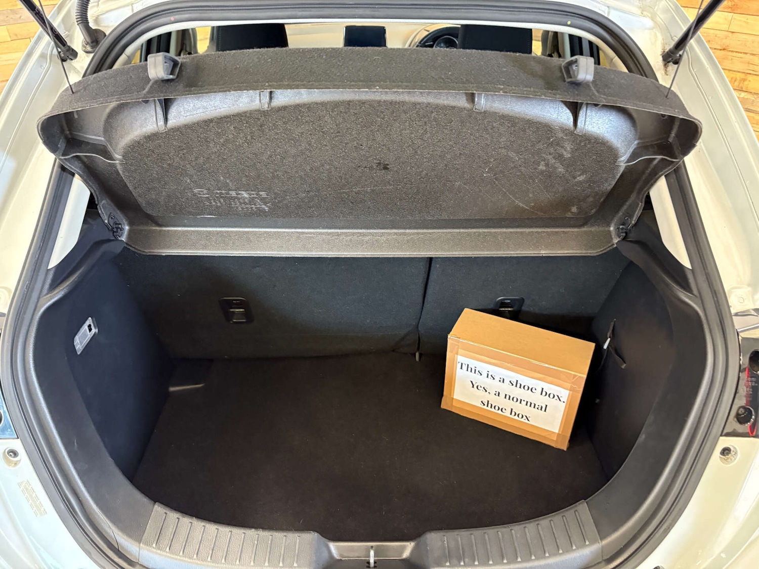 Used Mazda Mazda2 2018 for sale - 76819802: Photo 8