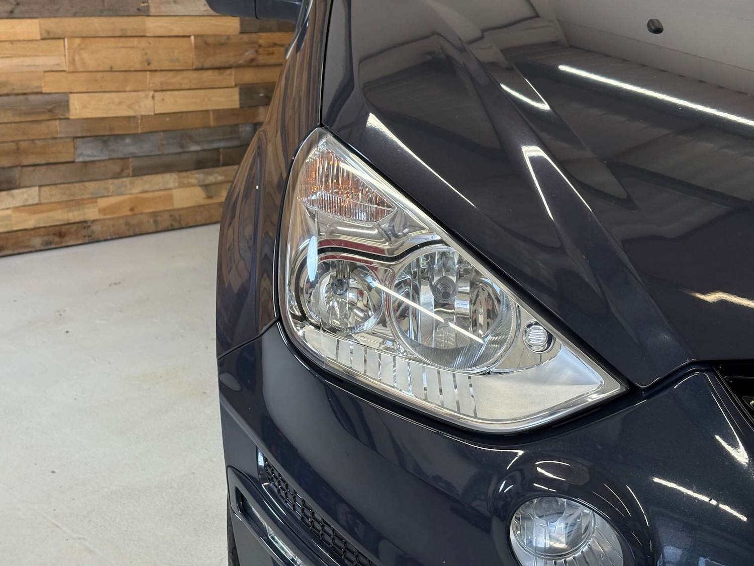 Used Ford S-Max 2013 for sale - 77034482: Photo 23