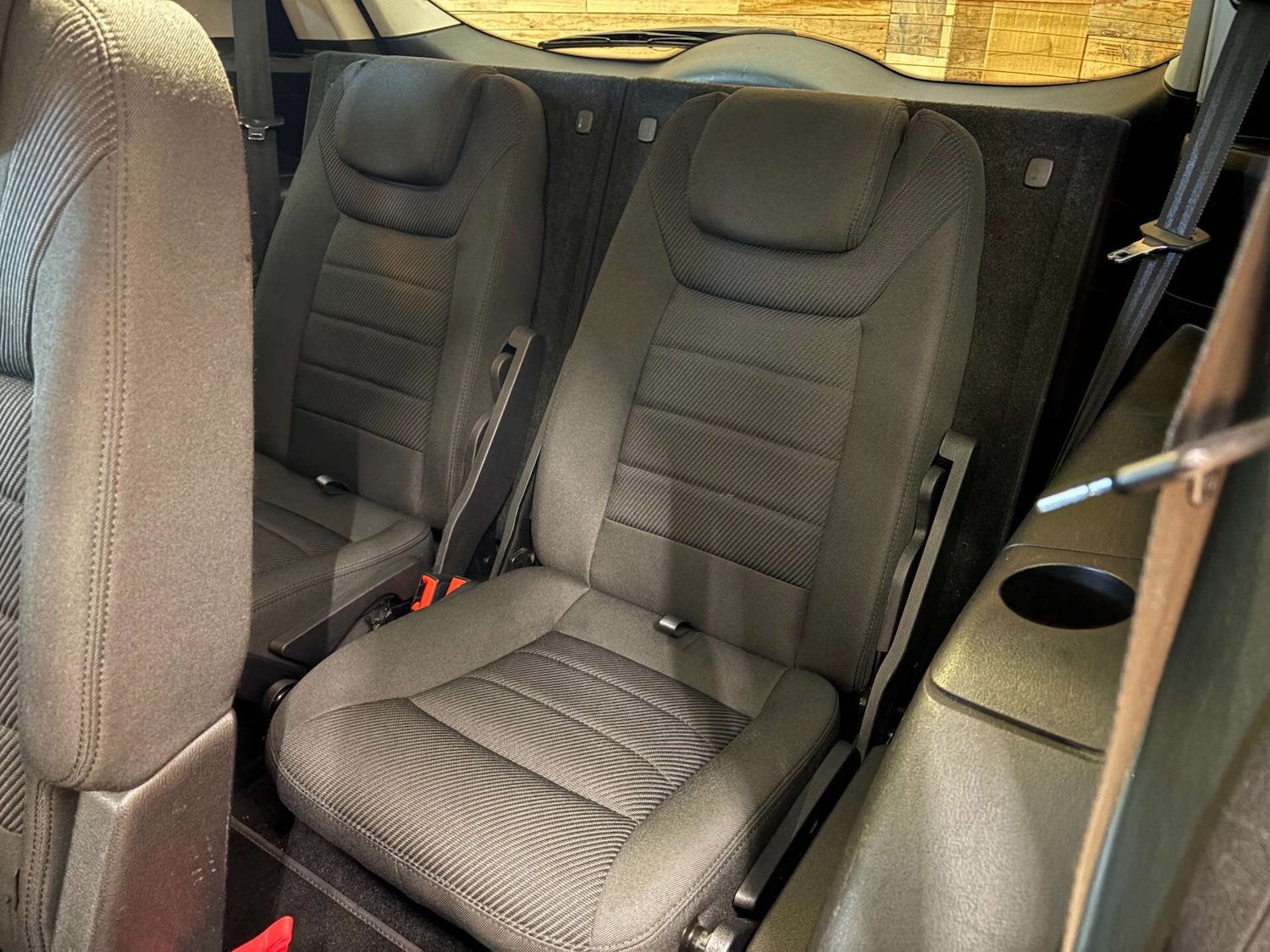 Used Ford S-Max 2013 for sale - 77034482: Photo 37