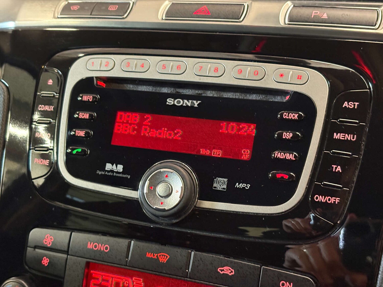 Used Ford S-Max 2013 for sale - 77034482: Photo 38