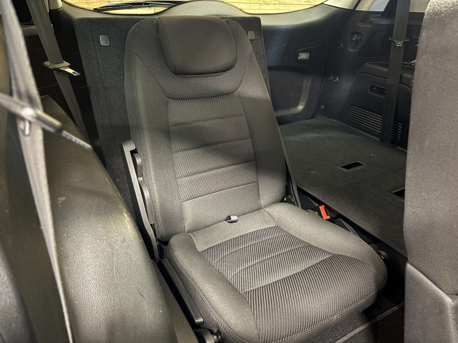 Used Ford S-Max 2013 for sale - 77034482: Photo 48